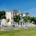 Seeblick Pommersche Bucht 아파트